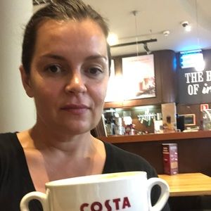 Meet your Posher, Caroline